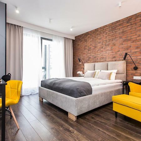 Modern & Classy Industrial - Apartamenty Browar グダニスク エクステリア 写真